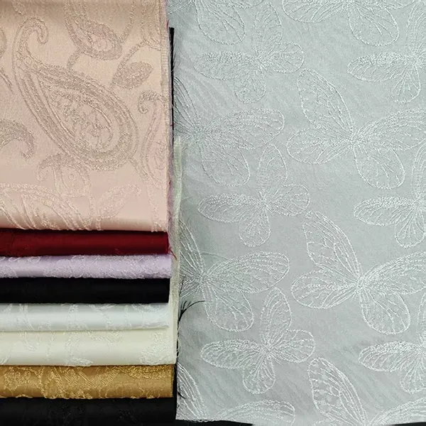96% polüester 4% spandex Pehme mugav rõivamaterjal rõivaste materjal Satiin Jacquard kangas